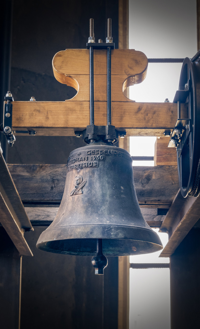 Eine Fotografie der Glocke Heiliger Tarzisius.