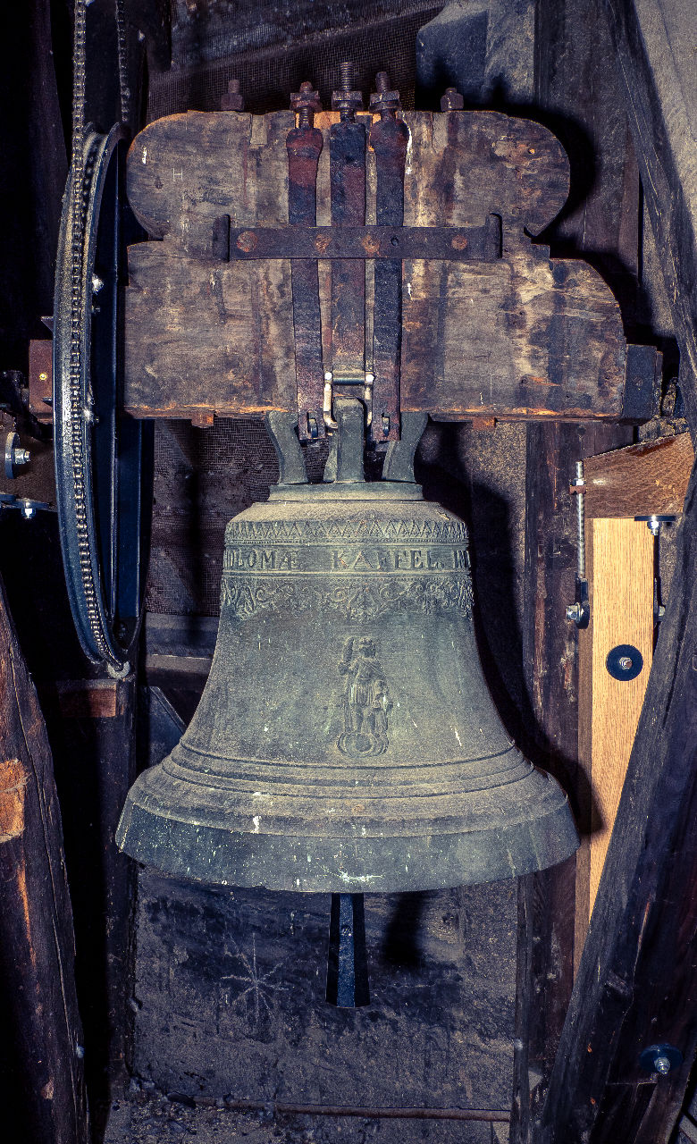 Eine Fotografie der Zügenglocke.